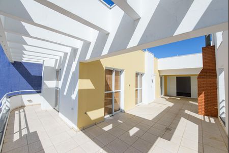 Apartamento para alugar com 297m², 3 quartos e 3 vagas Apartamento para alugar com 297m², 3 quartos e 3 vagasTerraço