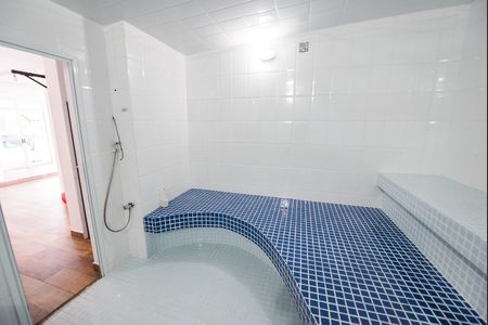 Apartamento para alugar com 297m², 3 quartos e 3 vagas Apartamento para alugar com 297m², 3 quartos e 3 vagasÁrea comum - Sauna