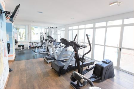 Apartamento para alugar com 297m², 3 quartos e 3 vagas Apartamento para alugar com 297m², 3 quartos e 3 vagasÁrea comum - Academia