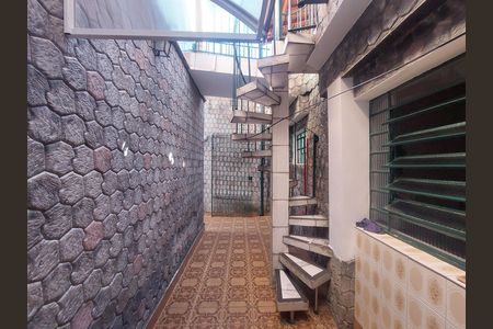 Casa à venda com 120m², 2 quartos e 2 vagas Casa à venda com 120m², 2 quartos e 2 vagasQuintal