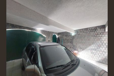 Garagem de casa à venda com 2 quartos, 120m² em Parque America, São Paulo