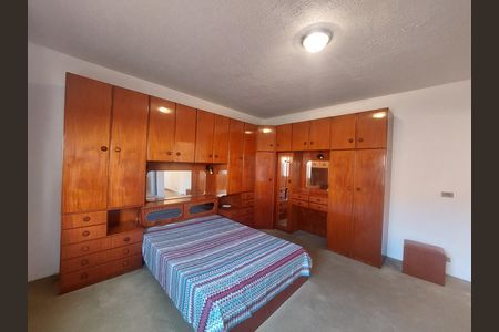 Casa à venda com 120m², 2 quartos e 2 vagas Casa à venda com 120m², 2 quartos e 2 vagasSuíte
