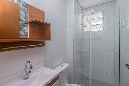banheiro social_1 de apartamento para alugar com 1 quarto, 20m² em Sacomã, São Paulo