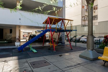 Apartamento para alugar com 67m², 2 quartos e 1 vaga