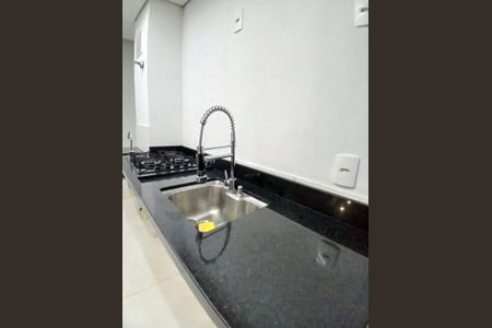 Apartamento à venda com 2 quartos, 37m² em Vila das Bandeiras, Guarulhos
