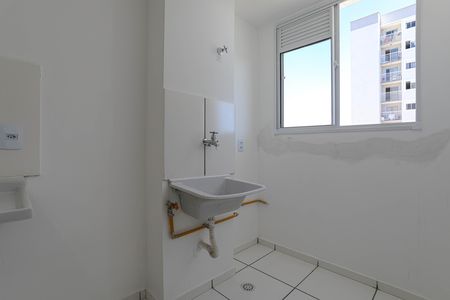 Área de Serviço de apartamento para alugar com 2 quartos, 46m² em Vila Nova Aparecida, Mogi das Cruzes