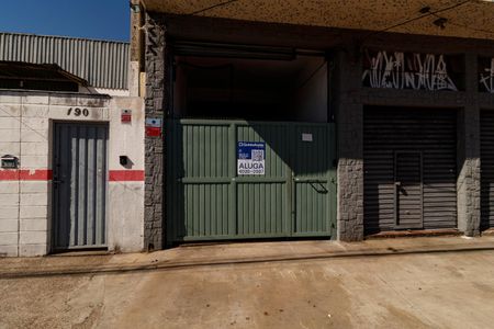 Casa para alugar com 400m², 1 quarto e sem vaga