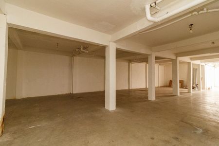 Casa para alugar com 400m², 1 quarto e sem vaga