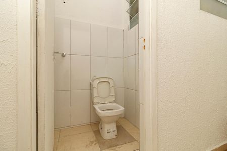 Casa para alugar com 400m², 1 quarto e sem vaga Casa para alugar com 400m², 1 quarto e sem vagaBanheiro 2