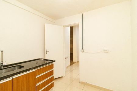 Cozinha de casa para alugar com 1 quarto, 400m² em Vila Maria Baixa, São Paulo