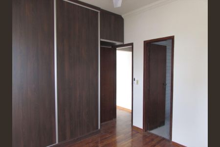 Apartamento para alugar com 75m², 2 quartos e 2 vagas