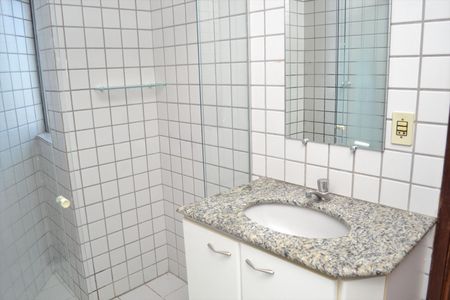 Apartamento para alugar com 75m², 2 quartos e 2 vagas