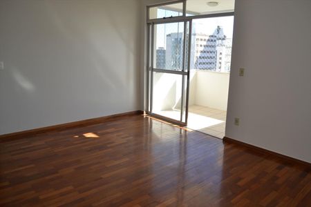Apartamento para alugar com 75m², 2 quartos e 2 vagas