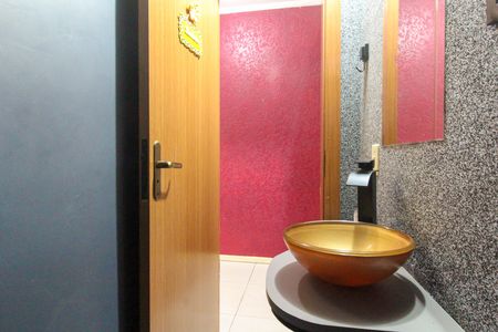Casa para alugar com 117m², 2 quartos e 1 vagaLavabo