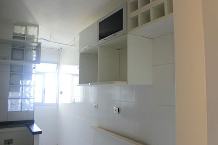 Cozinha de apartamento para alugar com 2 quartos, 56m² em Vila Tijuco, Guarulhos