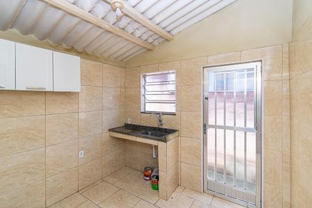 Casa à venda com 128m², 2 quartos e sem vaga Casa à venda com 128m², 2 quartos e sem vagaCozinha