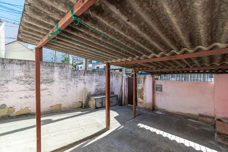 Casa à venda com 128m², 2 quartos e sem vaga Casa à venda com 128m², 2 quartos e sem vagaVaranda