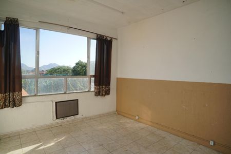 Sala/Cozinha de kitnet/studio para alugar com 1 quarto, 81m² em Centro, Maricá