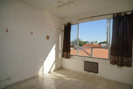 Sala/Cozinha de kitnet/studio para alugar com 1 quarto, 81m² em Centro, Maricá