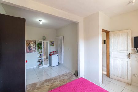 Casa à venda com 100m², 3 quartos e 1 vaga Casa à venda com 100m², 3 quartos e 1 vagaQuarto 1