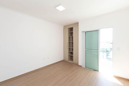 Suíte  de casa à venda com 3 quartos, 268m² em Vila Santa Terezinha (zona Norte), São Paulo