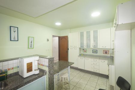 Cozinha e Área de Serviço de casa à venda com 5 quartos, 230m² em Campo Grande, Rio de Janeiro