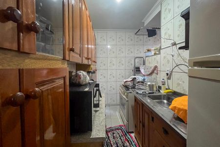 Cozinha de apartamento à venda com 2 quartos, 42m² em Vila Heliopolis, São Paulo