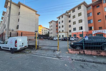 Fachada de apartamento à venda com 2 quartos, 42m² em Vila Heliopolis, São Paulo