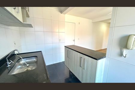 Cozinha de apartamento para alugar com 2 quartos, 45m² em Morros, Guarulhos