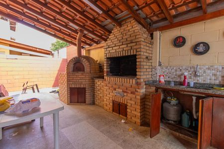 Área comum - Churrasqueira de casa de condomínio para alugar com 2 quartos, 100m² em Jardim Petropolis, Cotia