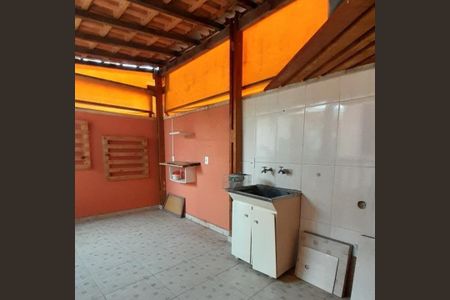 Casa à venda com 2 quartos, 100m² em Jardim Caravelas, São Paulo