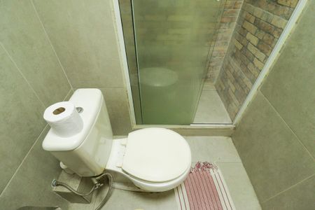 Apartamento à venda com 45m², 2 quartos e 1 vaga Apartamento à venda com 45m², 2 quartos e 1 vagaBanheiro