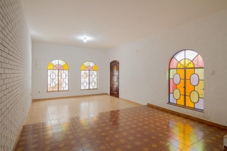 Casa para alugar com 4 quartos, 150m² em Chácara Santo Antônio (zona Leste), São Paulo