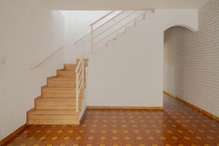 Sala de casa para alugar com 4 quartos, 150m² em Chácara Santo Antônio (zona Leste), São Paulo