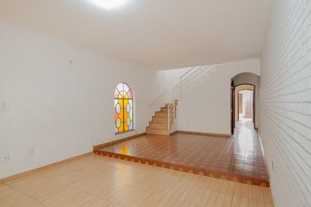 Sala de casa para alugar com 4 quartos, 150m² em Chácara Santo Antônio (zona Leste), São Paulo