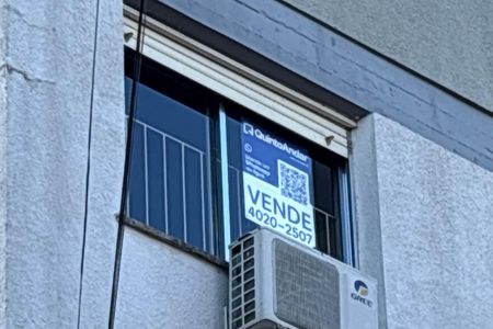 Apartamento à venda com 79m², 3 quartos e sem vaga Apartamento à venda com 79m², 3 quartos e sem vagaPlaca