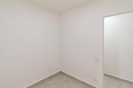 Sala de casa para alugar com 1 quarto, 40m² em Bussocaba, Osasco