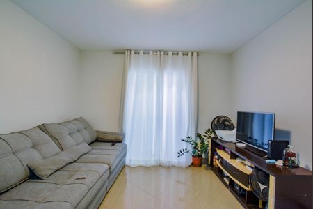 Sala de apartamento à venda com 2 quartos, 58m² em Vila Curuçá, Santo André