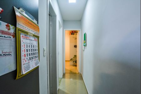 Corredor de apartamento à venda com 2 quartos, 58m² em Vila Curuçá, Santo André
