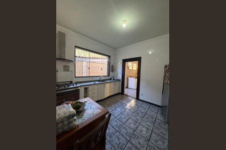 Casa à venda com 6 quartos, 486m² em Diamante, Belo Horizonte