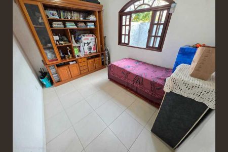 Casa à venda com 84m², 4 quartos e 1 vaga