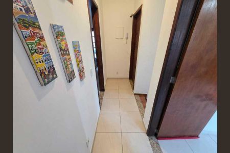 Casa à venda com 84m², 4 quartos e 1 vaga