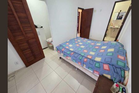 Casa à venda com 84m², 4 quartos e 1 vaga