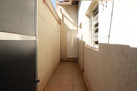 Casa para alugar com 140m², 2 quartos e sem vagaÁrea de serviço 