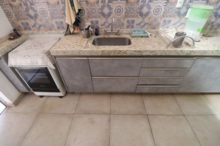 Cozinha  de casa para alugar com 2 quartos, 140m² em Centro, Ribeirão Preto