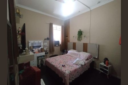 Casa à venda com 4 quartos, 400m² em Ingá, Niterói