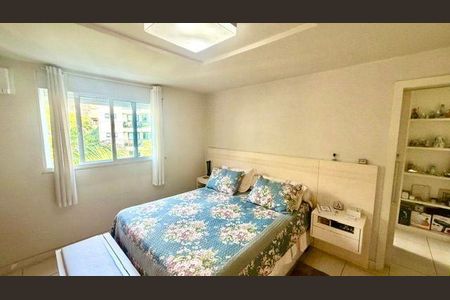 Casa à venda com 4 quartos, 544m² em Jurujuba, Niterói