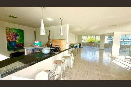 Casa à venda com 4 quartos, 544m² em Jurujuba, Niterói