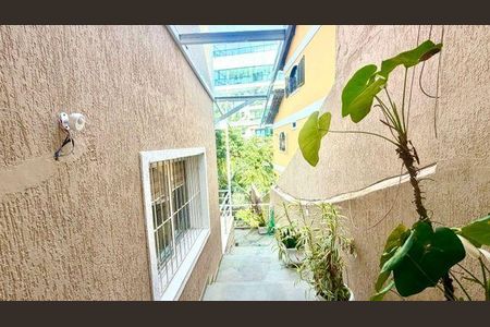 Casa à venda com 544m², 4 quartos e 2 vagas
