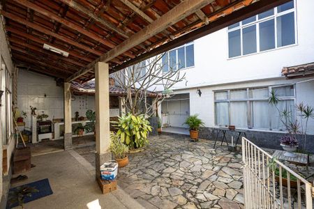Casa à venda com 3 quartos, 180m² em Itaipu, Niterói